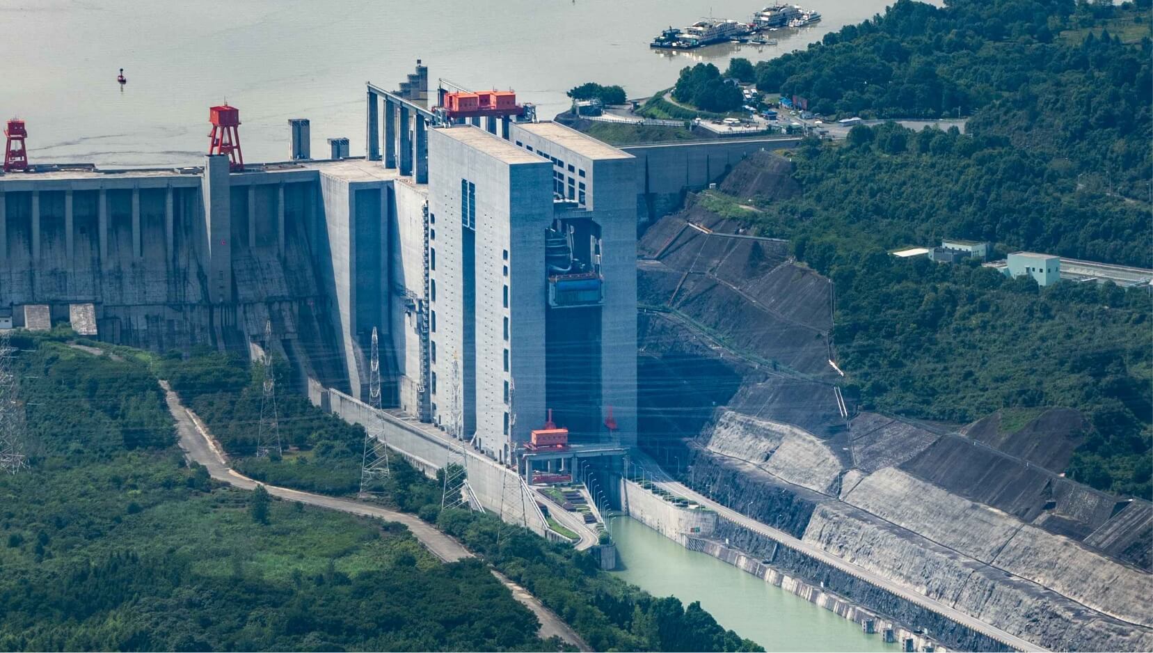 The Three Gorges Ship Lift - 3-Night Yangtze River Cruise on Yangzi Explorer