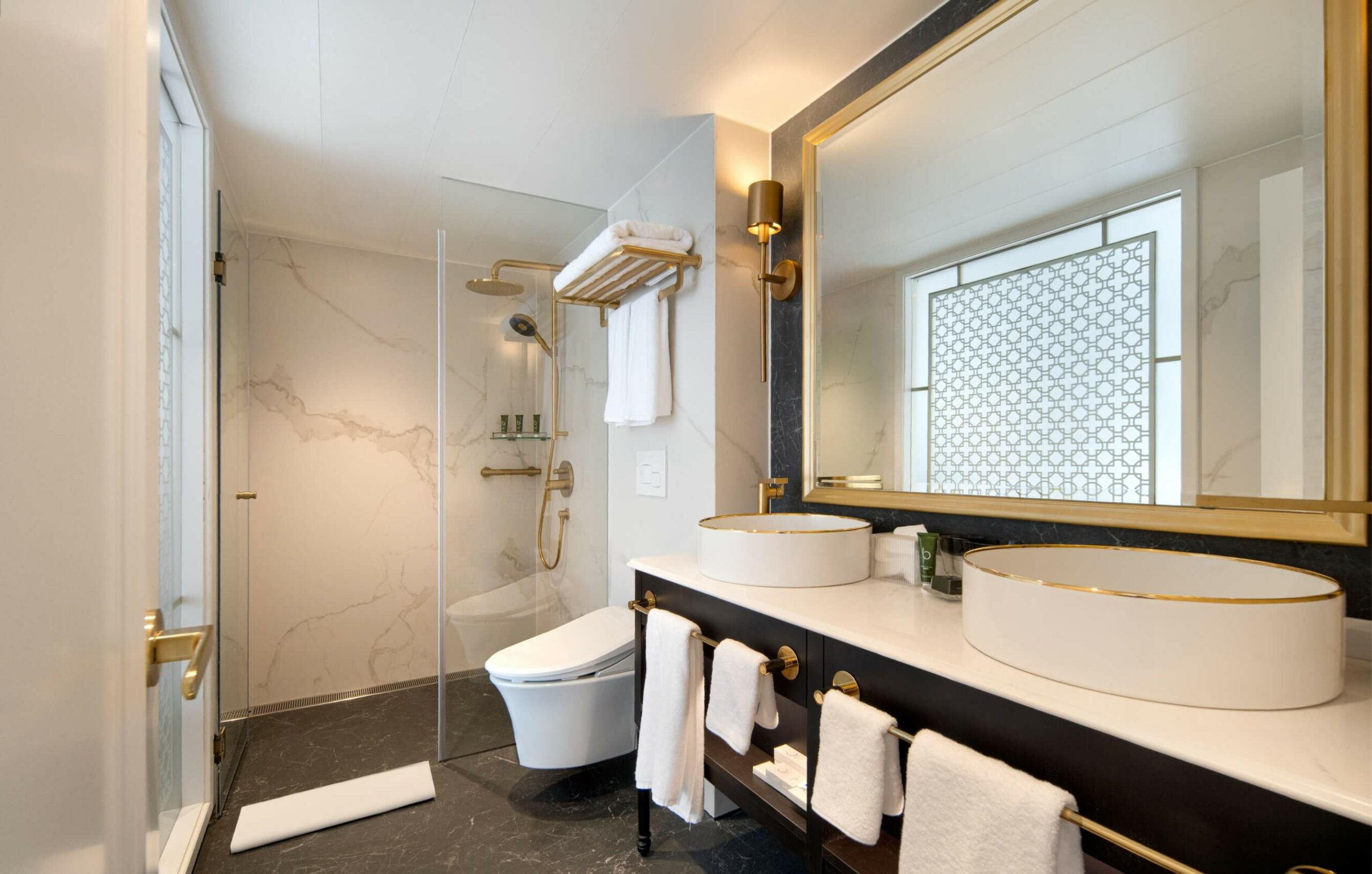 Ambassador Suite includes access to the Velvet Lounge for unlimited drinks and snacks.