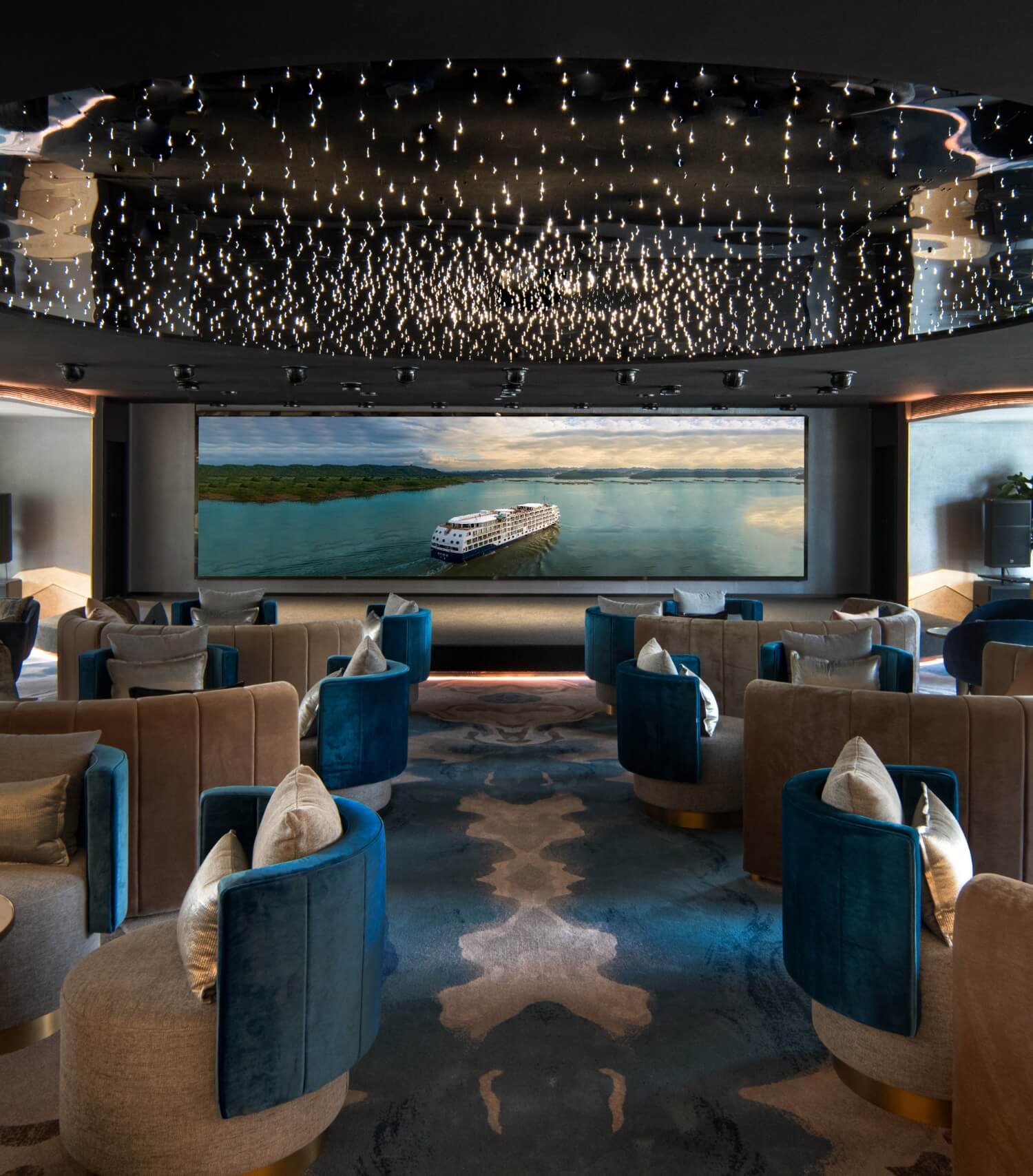 Families with Children - Experience unparalleled luxury on the Yangtze River aboard the Yangzi Explorer (m)