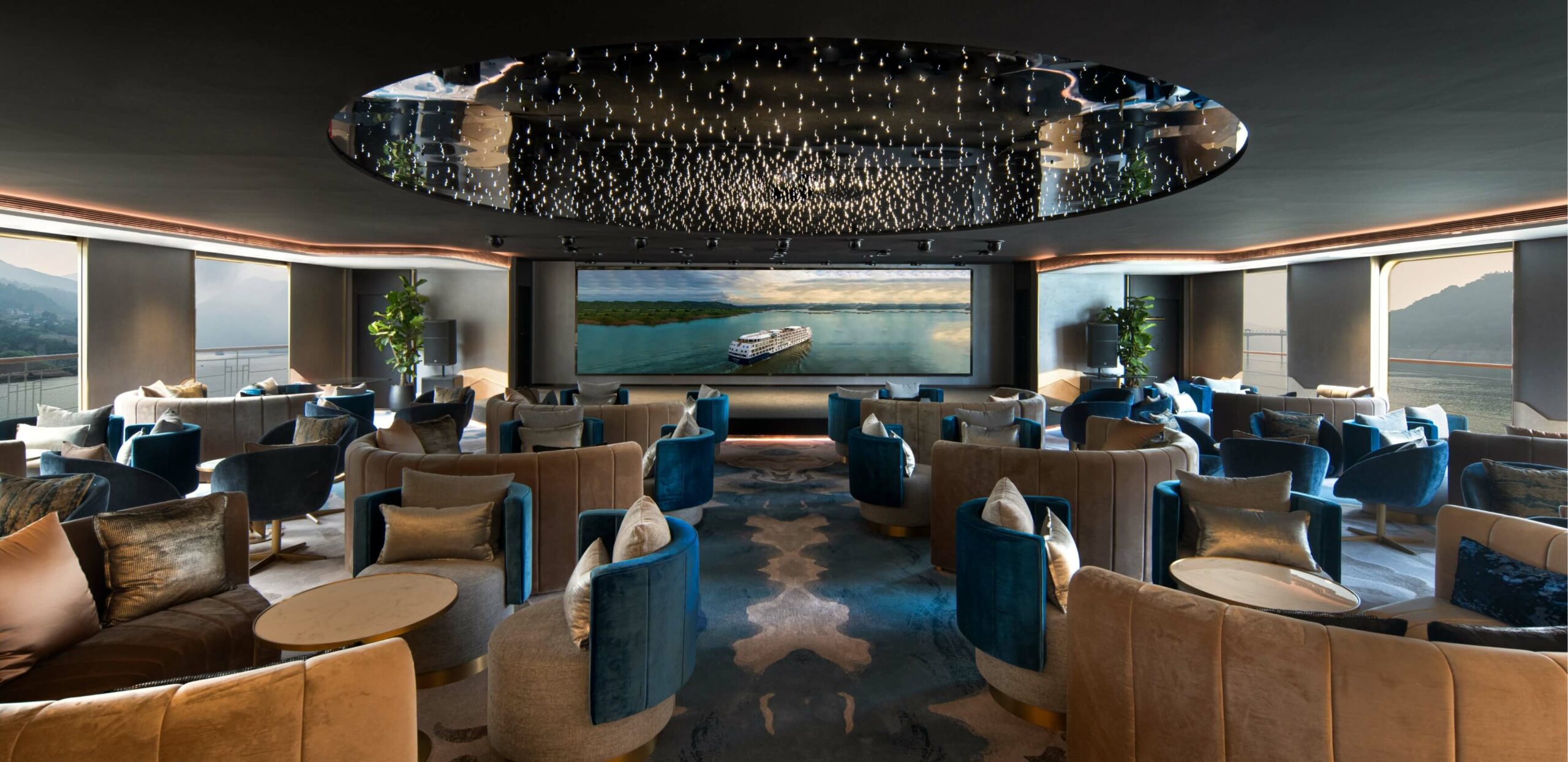 Families with Children - Experience unparalleled luxury on the Yangtze River aboard the Yangzi Explorer 04