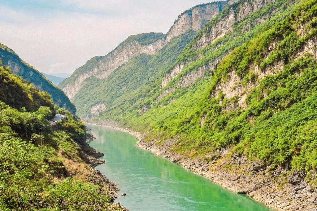 Yangtze River gorge landscape along the Three Gorges cruise route